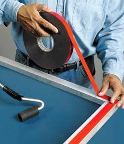 3M - G23F - VHB BLACK TAPE - 12MM X 6.4M thumbnail 2