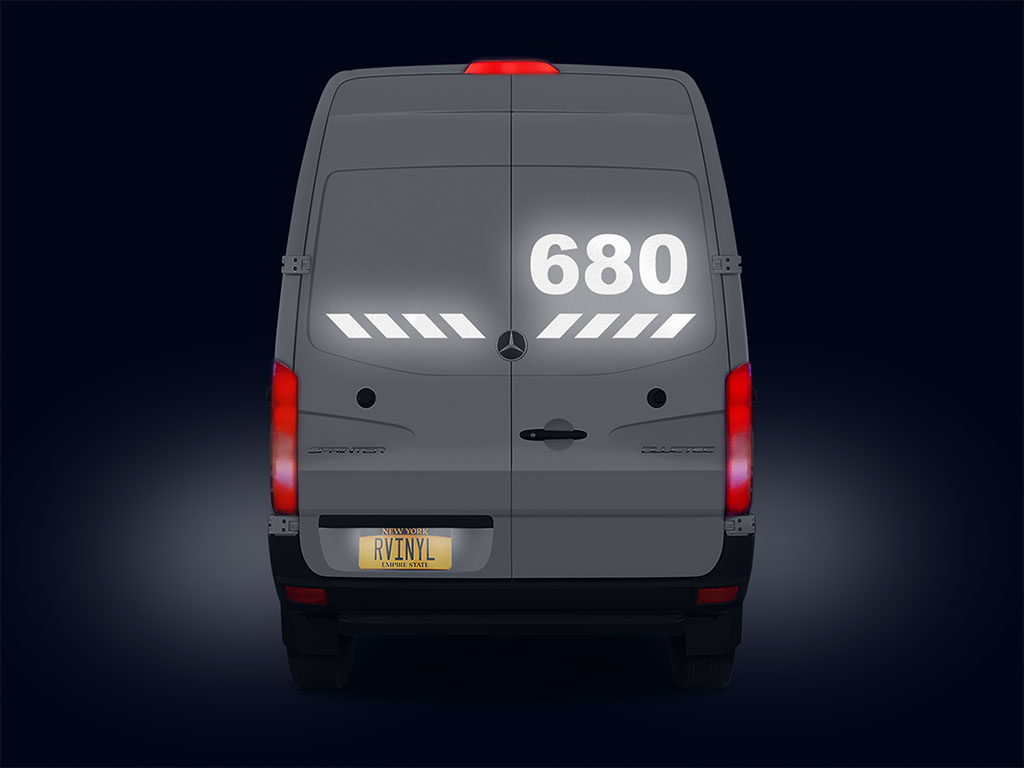 3M 680 REFLECTIVE GLOSS SILVER BACK - 48INCH X 50YDS thumbnail 4